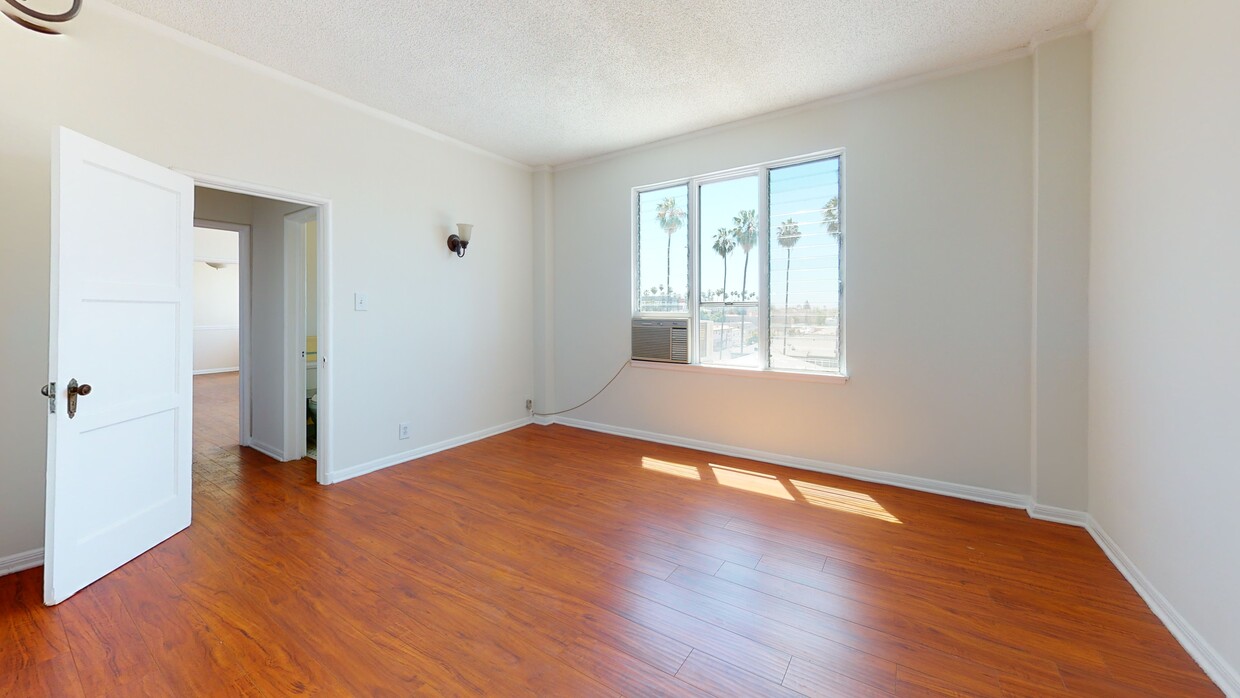 3D Tour - Crestwood Tower Apartments