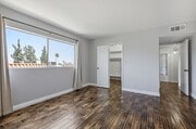 Photo - Bright & Spacious Top-Floor Condo in the Heart of Pasadena