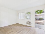 Photo - Roscoe Terrace Apartments