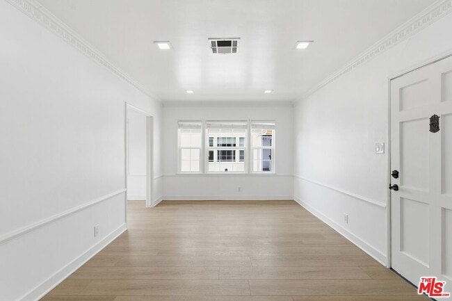 Photo - 8613 W Olympic Blvd