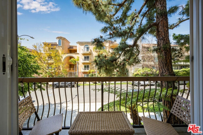 Photo - 1520 Camden Ave Unit 101