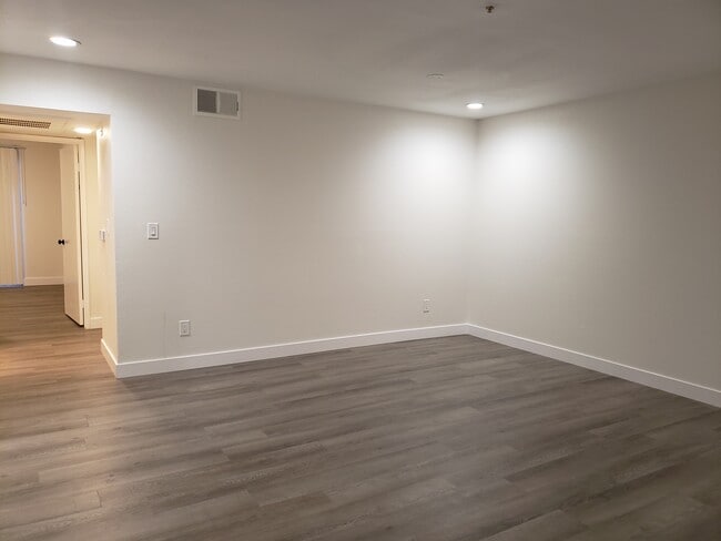 Photo - Carlton Way Towers