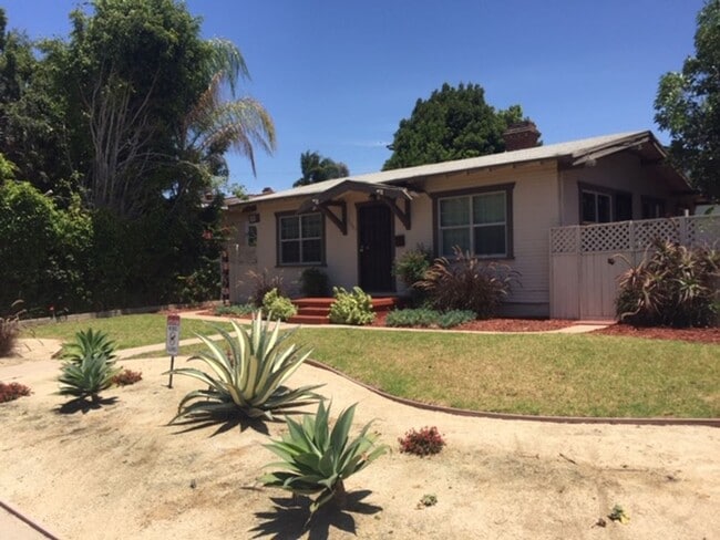 Building Photo - 3681-85 Arizona St Unit 3685