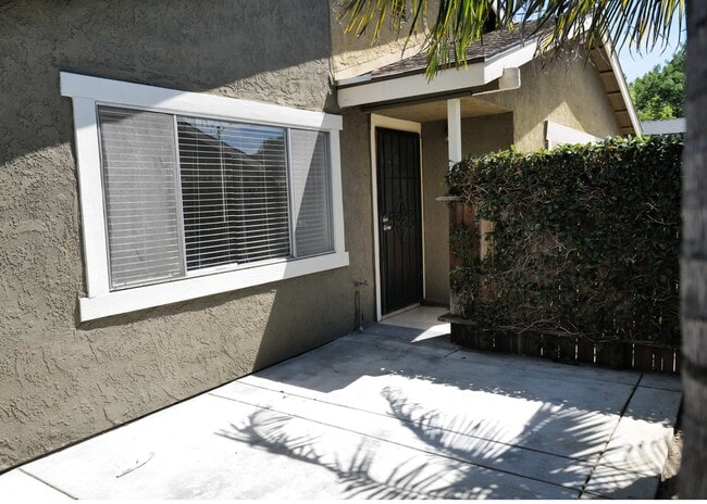 Photo - 253 N Center St