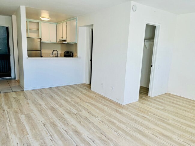 Available 9/1/25! Upgraded Studio in Heart... - Available 9/1/25! Upgraded Studio in Heart... Condo