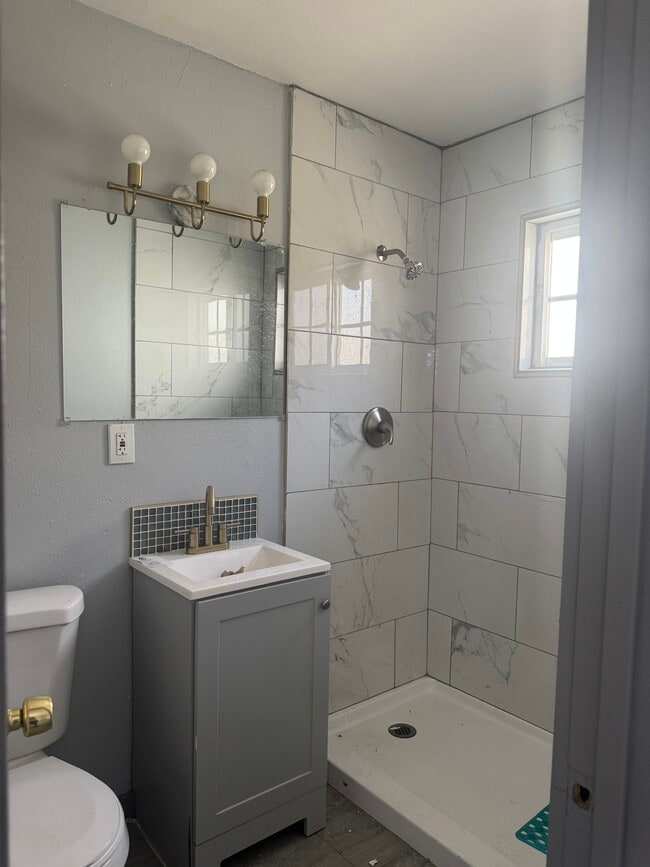 Photo - 13751 El Cajon Dr Unit 2