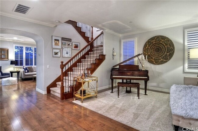 Formal Living Room - 325 Canal Wy House