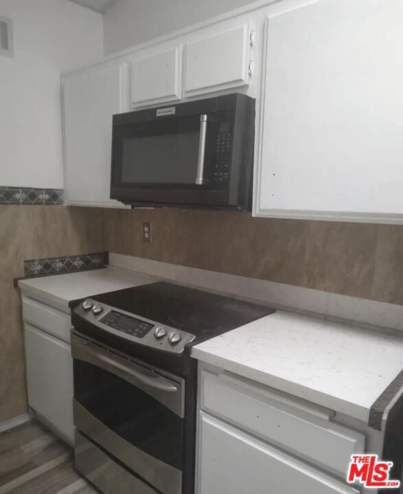 Photo - 18433 Hatteras St Unit 207