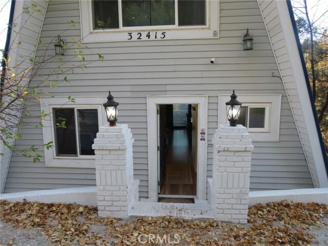 Building Photo - 32415 Scandia Dr