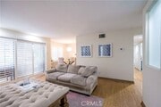 Photo - 4425 Whitsett Ave