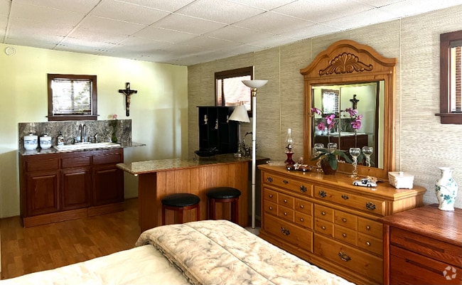 Building Photo - 3708 Linda Vista Dr Rental