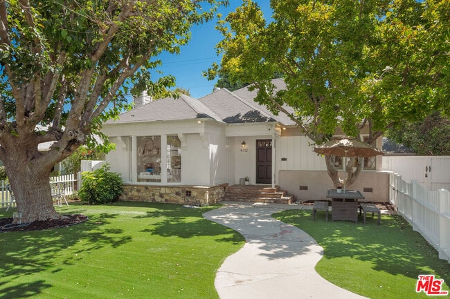 Building Photo - 4712 Burnet Ave