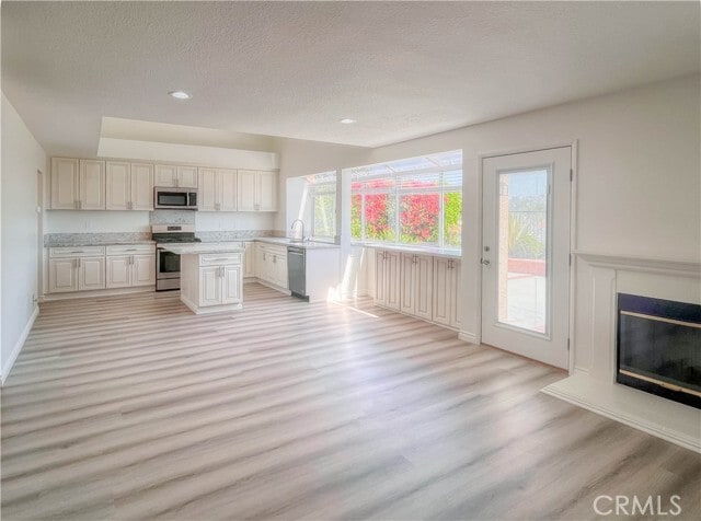 Photo - 16140 Ridgeview Ln