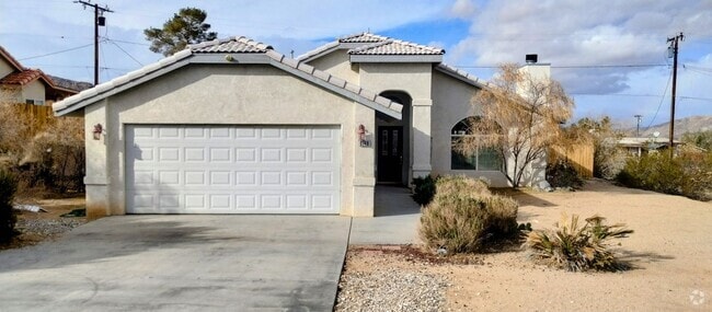Building Photo - A 3 Bedroom 2 Bath Home in Indian Cover Ne...