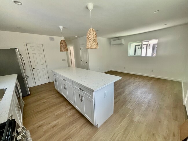 Kitchen/Living - 3542 W 132nd St Unit 35421/2