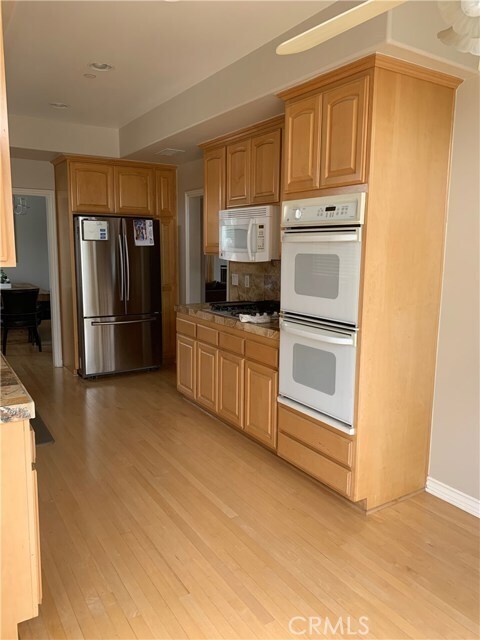 Photo - 1007 Lilienthal Ln