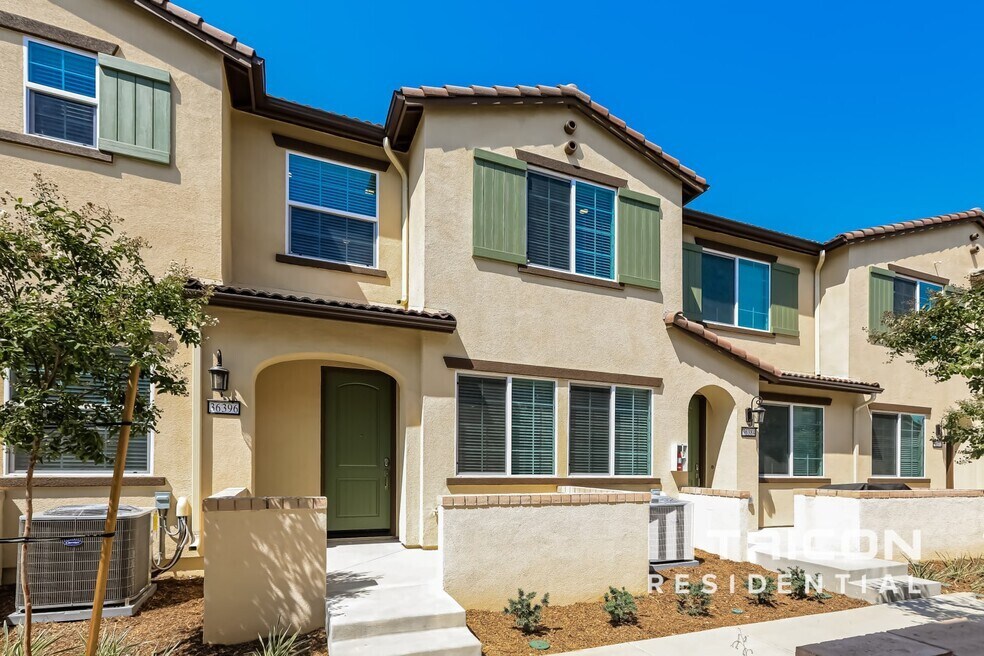 3D Tour - 36396 Casita Ct