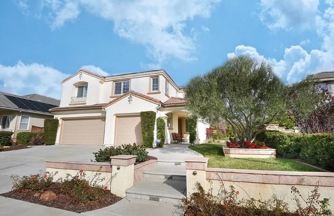 Building Photo - 42251 Harwick Ln