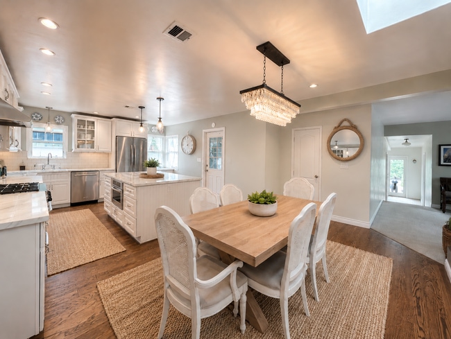 Photo - 6 Month Lease only With Furnish Option - Luxury Home! w/ Garage! Large Fenced Backyard! Bike to t...