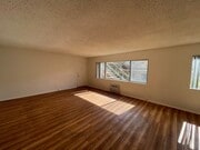 Photo - Lyndon Capri Apartments