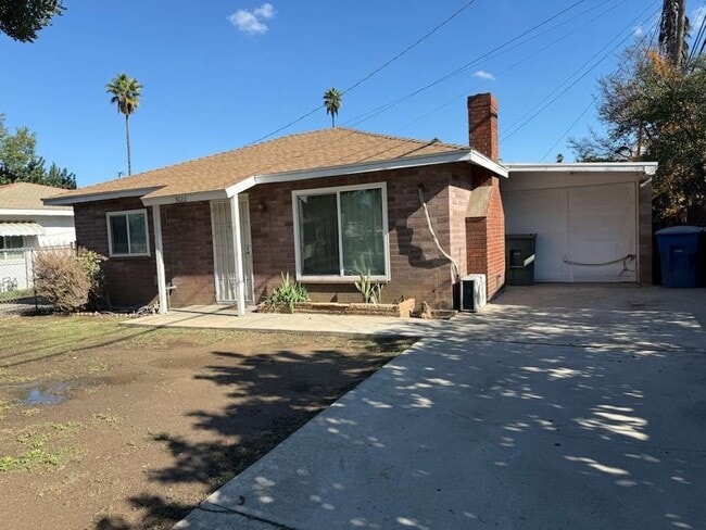 Photo - 3622 Ottawa Ave