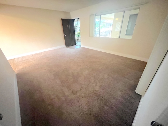 Photo - 630 Silverwood Ave Unit 5