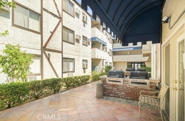 Building Photo - 18530 Hatteras St Unit 218