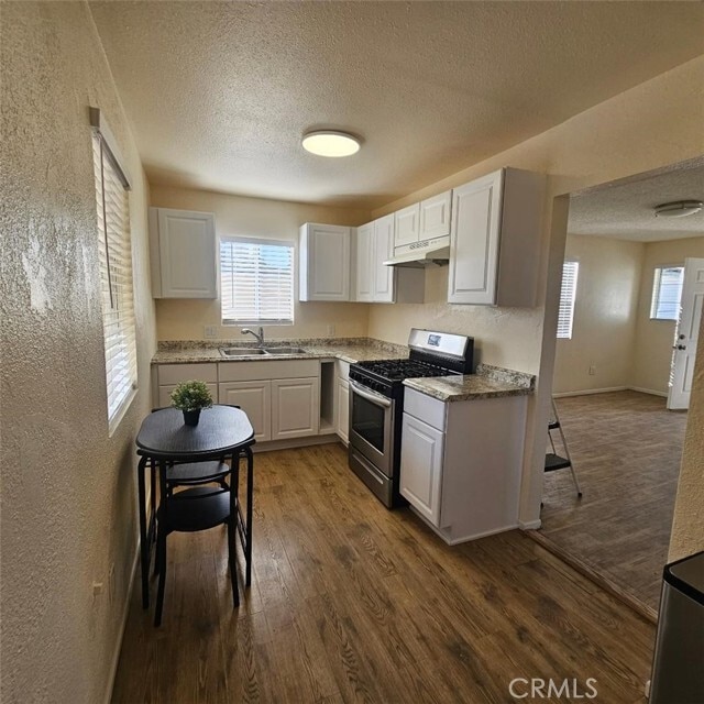 Photo - 10830 Bellegrave Ave