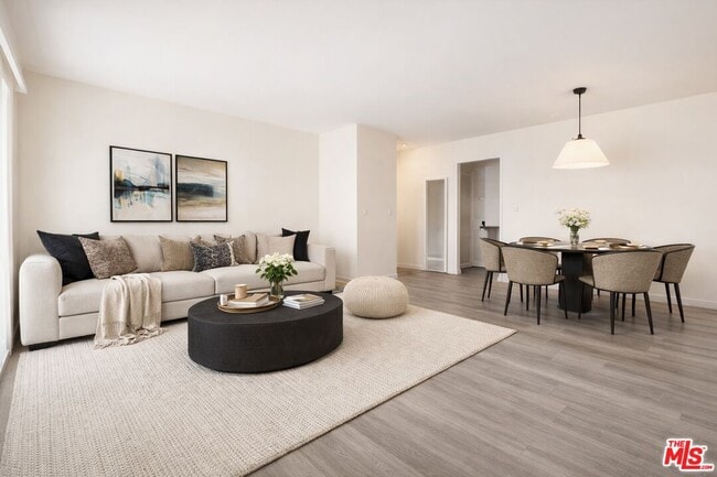 Building Photo - 1446 Cochran Ave