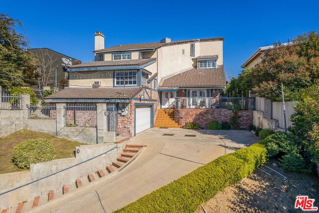 Photo - 3860 Cazador St