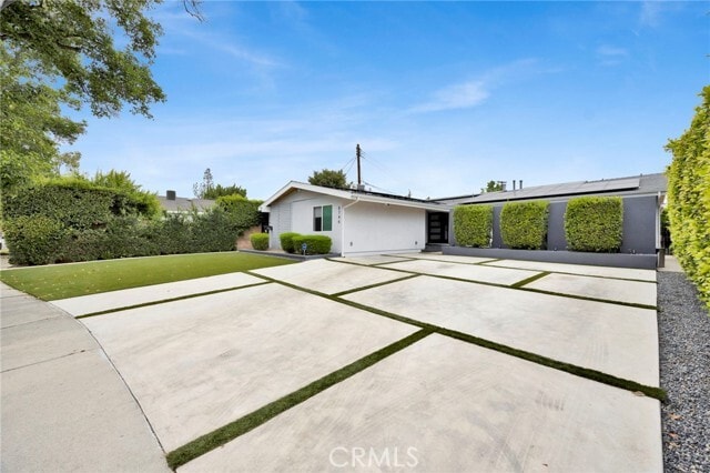 Building Photo - 8746 Ruffner Ave