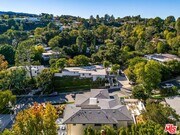 Photo - 16879 Mooncrest Dr