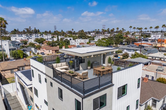 Building Photo - Brand New Luxury Residences in Prime Culver City Unit #5933