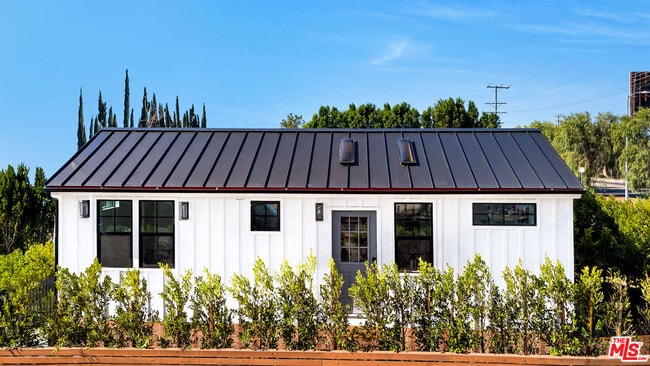 Photo - 6765 Case Ave