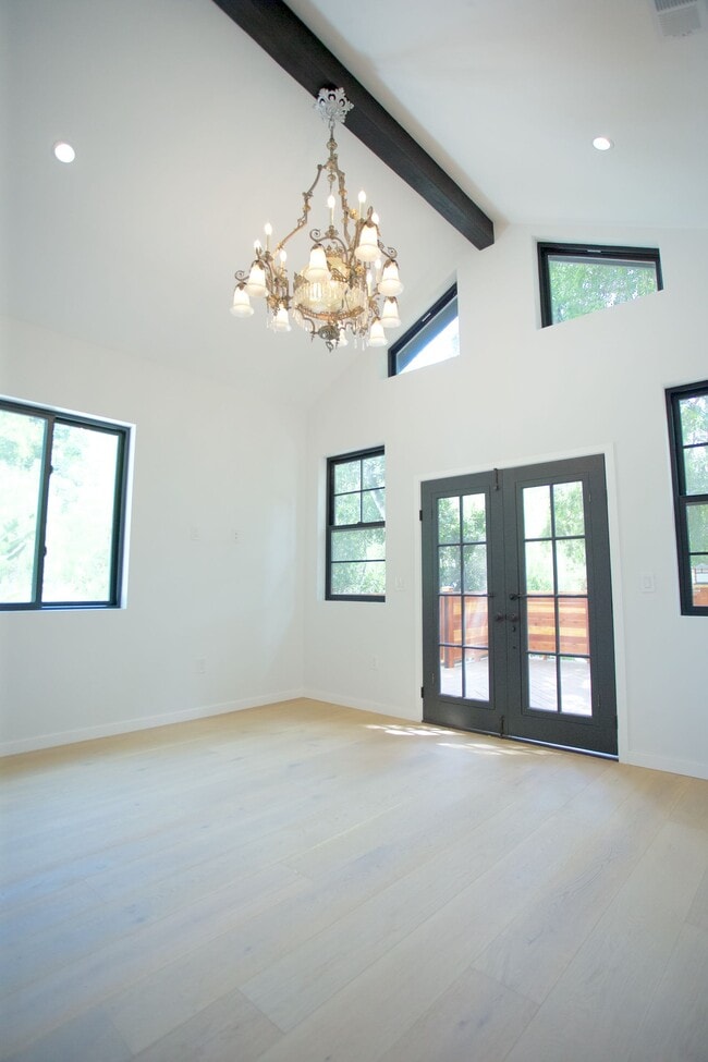 Photo - 2119 Hyperion Ave