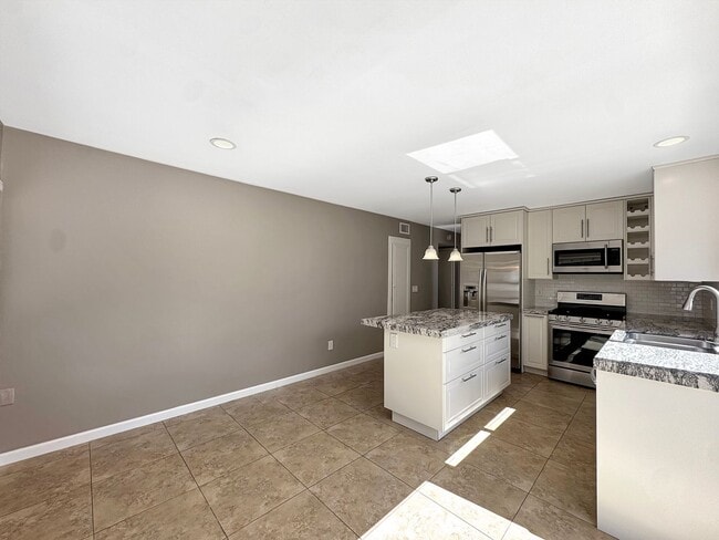 Photo - Beautiful 4B 2BA Home w/ AC, W/D, & Solar Panels!