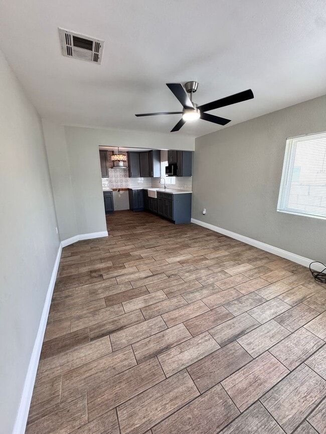 Photo - 14942 Cerritos Ave