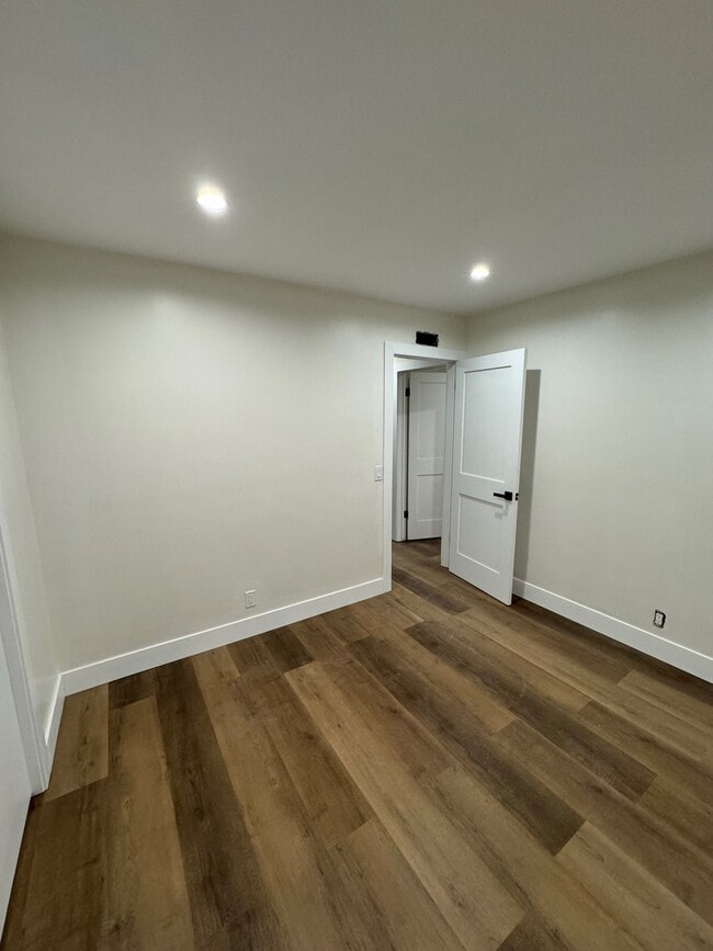 Photo - 6832 Loyola Dr