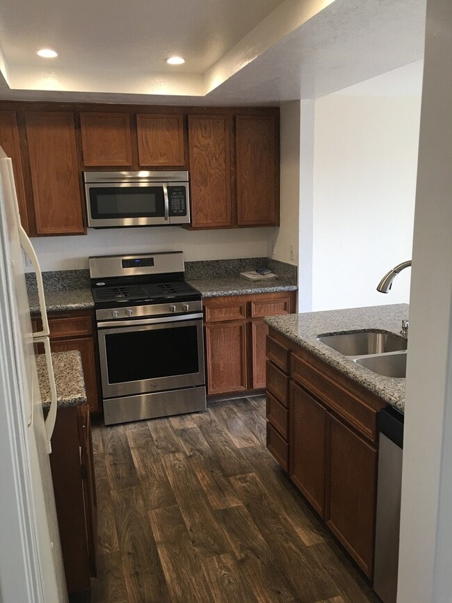 Photo - 3BD 3BA Split Level Condo located in Mission Valley