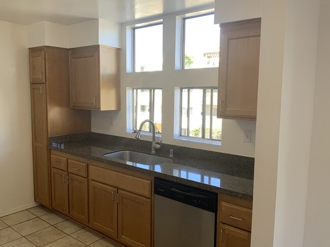 Photo - 1457 Armacost Apartments