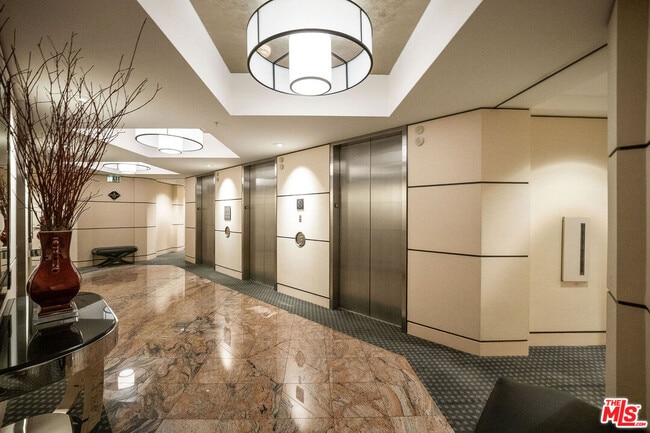 Photo - 10490 Wilshire Blvd Unit 1405