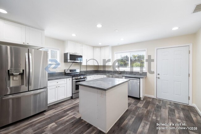 Photo - 7818 Mt Vernon St