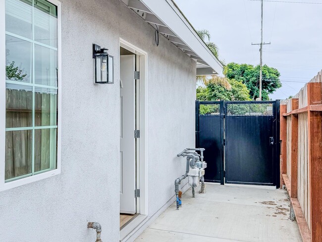 Photo - 1301 Kingswood Way