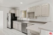 Photo - 1033 6th St House