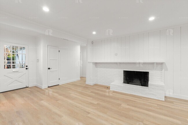 Photo - Newly REMODELED large 4 bed / 4 bath home w/ family room, private bonus room / home office, and "...