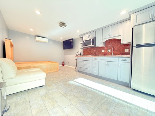 Photo - 341 Marie Ave Unit 338 N Vista Pl