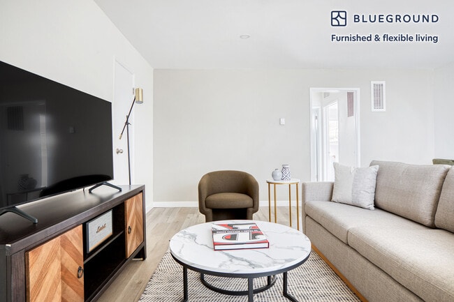 Photo - 11915 Kling St Unit FL1-ID513