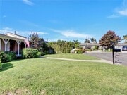 Photo - 901 Kirby Dr