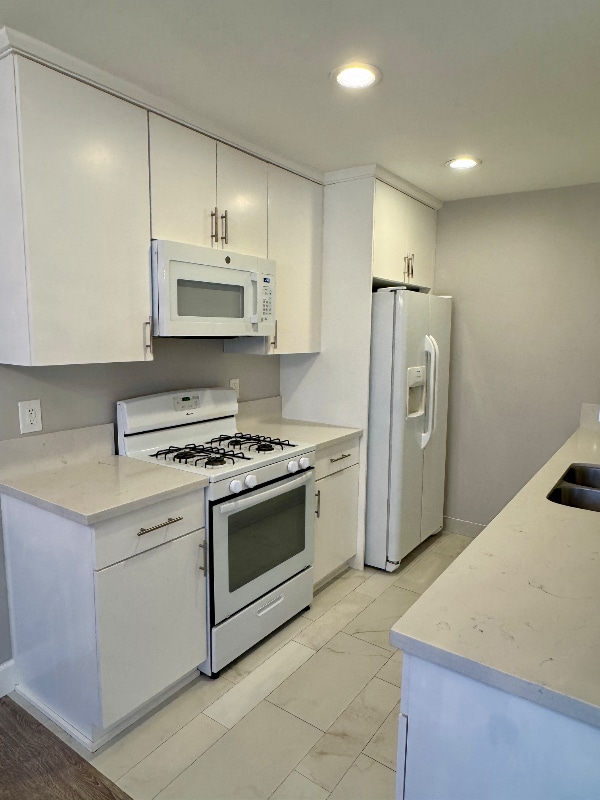 Photo - 1800 Camden Ave Apartment Unit 209