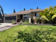 Photo - 5325 Dunrobin Ave
